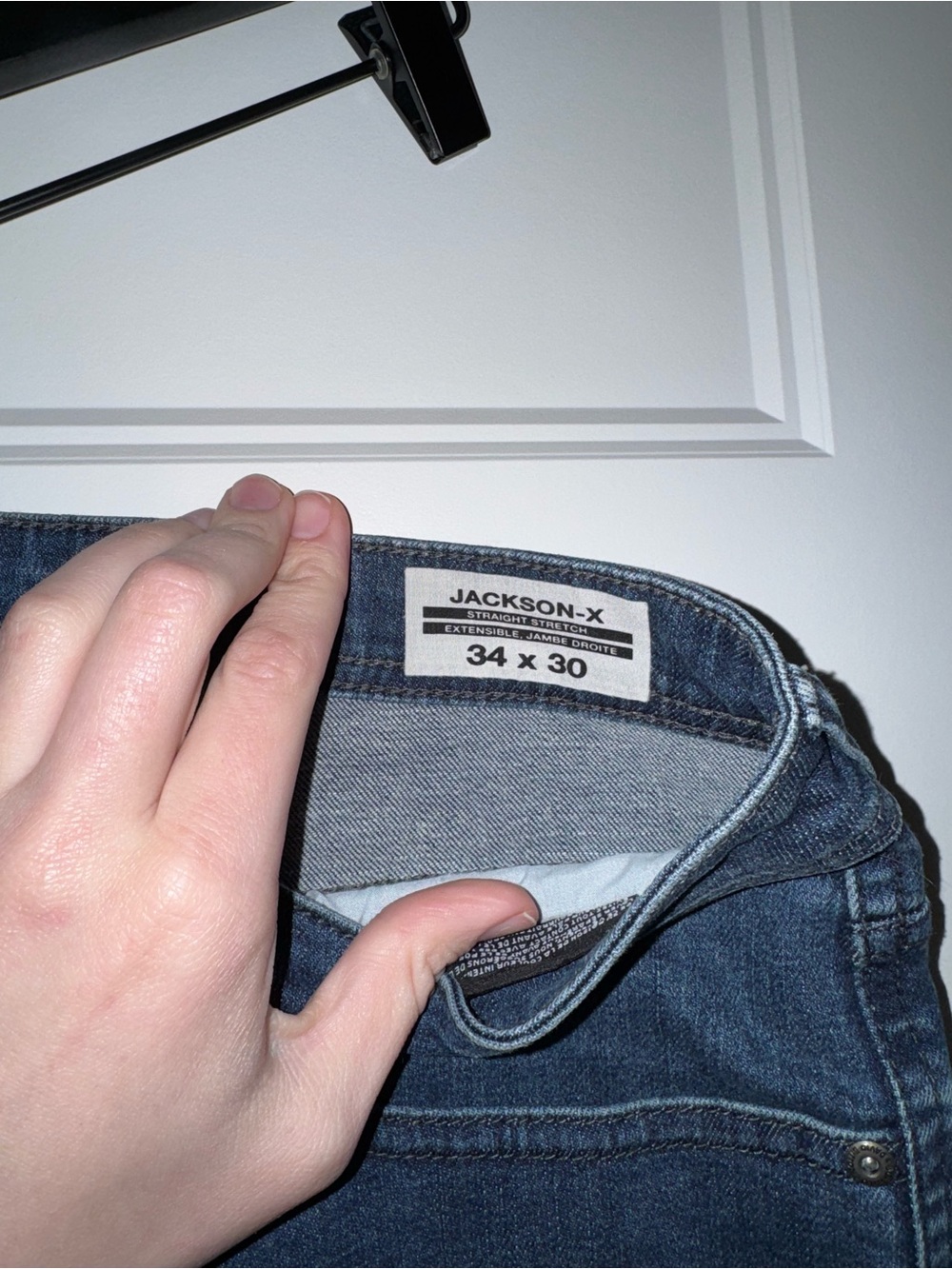 JACKSON Men’s Straight-Leg Jeans in Dark Blue Wash - Picture 2 of 4